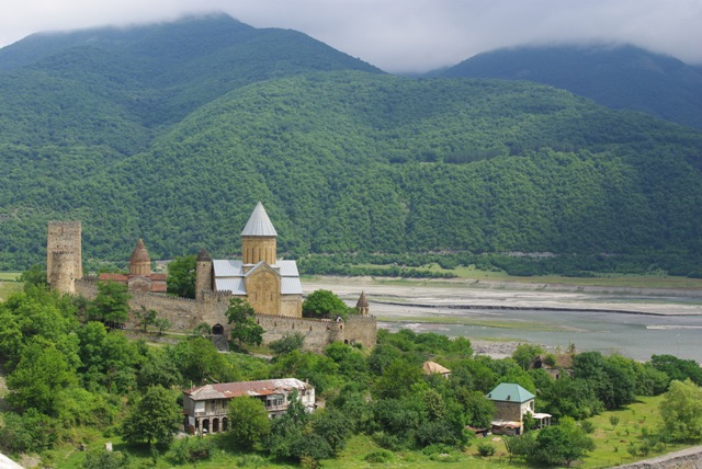 Grúzia, Jvari pass, Ananuri