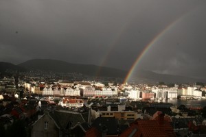 Bergen - eső és nap országa Bergen - eső és nap országa