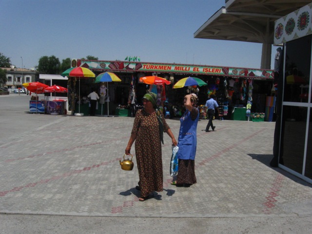Türkmenisztán nem egy fogyasztói társadalom..