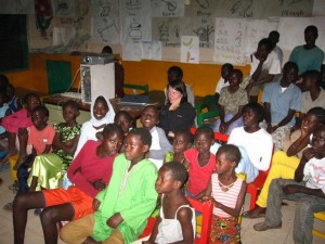 Diavetítést tartottam Gambiában