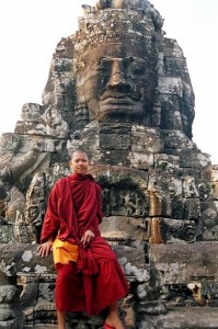 Laosz, Angkor Wat és a szerzetes