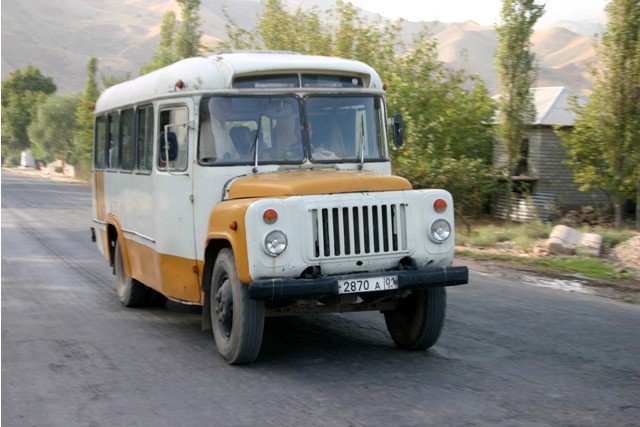 tadzsik busz