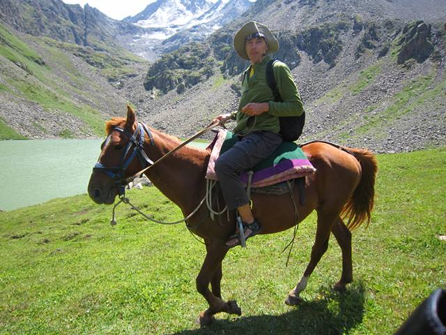 Kirgizisztán lovaglás