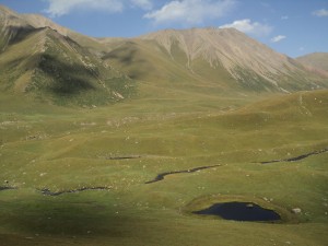 Kirgiz, trekking around Altyn Arashan