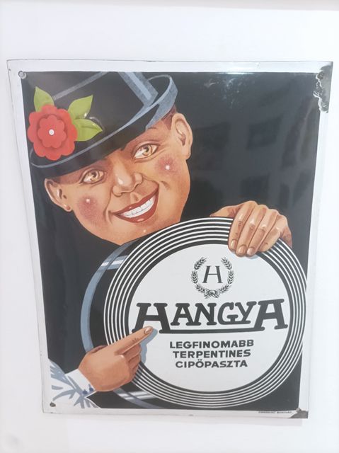 Vendéglátóipari múzeum cégérek
